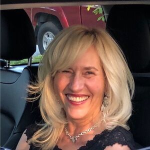 Meet your Posher, Suzan